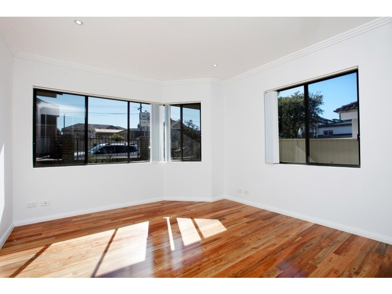 2B Allan Avenue, Belmore NSW 2192