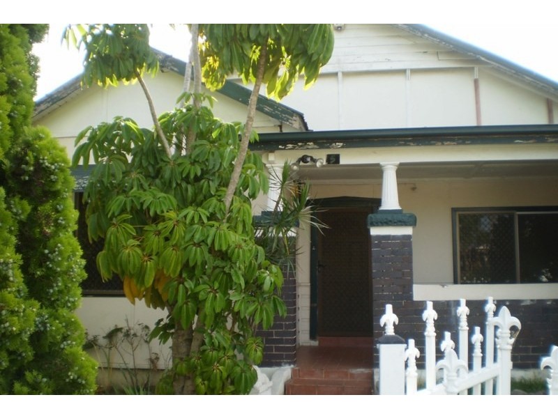 5 Norman Avenue, Punchbowl NSW 2196