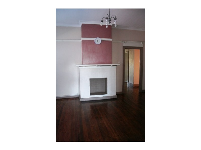 33 Seymour Parade, Belfield NSW 2191