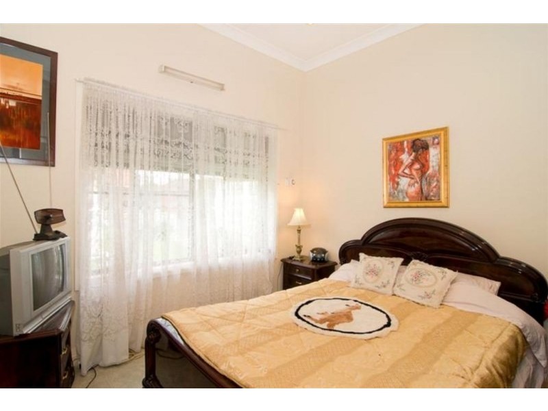 5 Boronia Street, Belfield NSW 2191