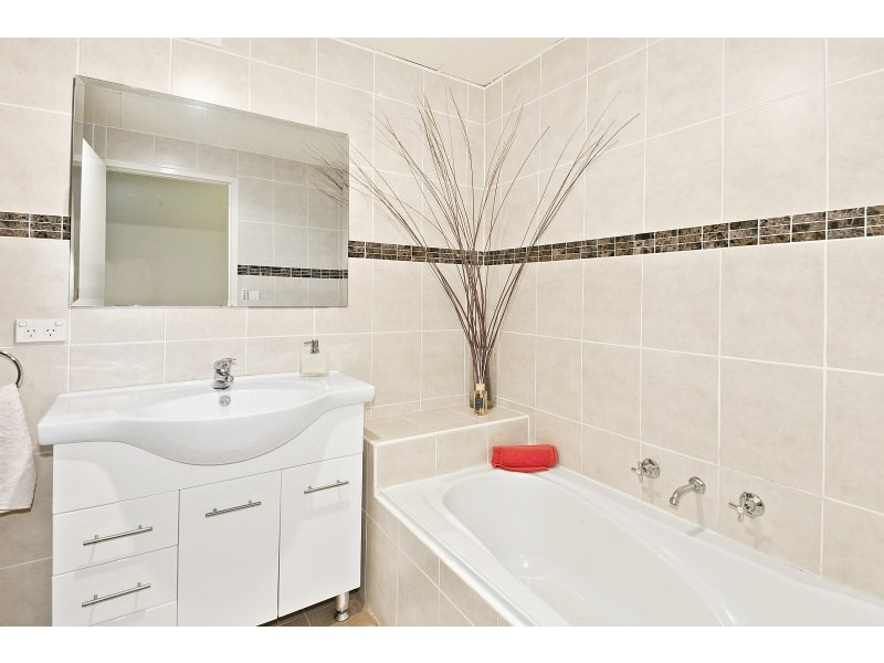 2/38 Minter Street, Canterbury NSW 2193