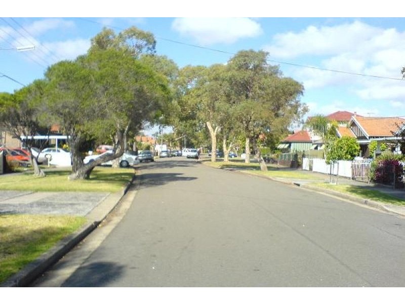 31 Weil Avenue, Croydon Park NSW 2133