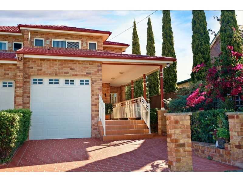 9 Onslow Street, Canterbury NSW 2193