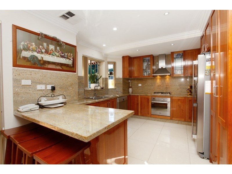 9 Onslow Street, Canterbury NSW 2193