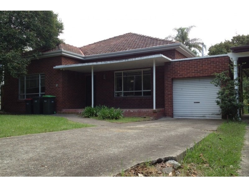 11 Vernon Street, Strathfield South NSW 2136