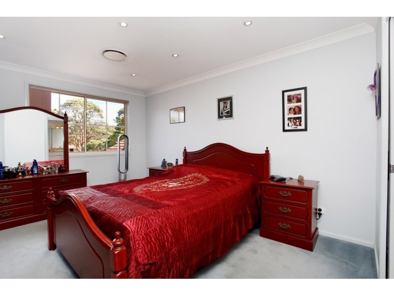 17 Seymour Parade, Belfield NSW 2191