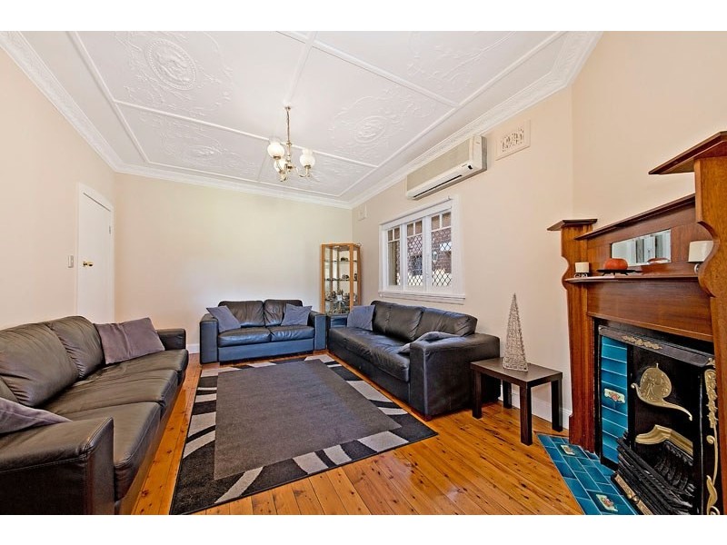 51 Allan Avenue, Belmore NSW 2192