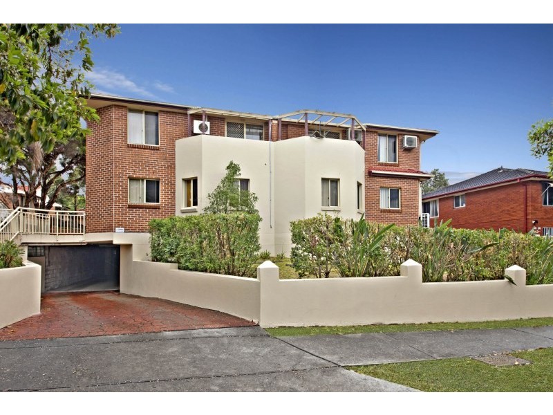 2/52-54 Second Avenue, Campsie NSW 2194