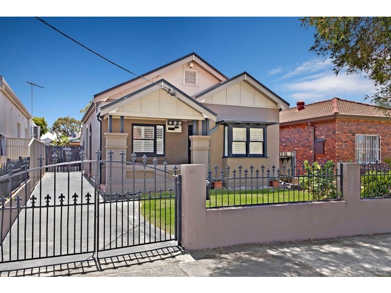 33 Omaha Street, Belfield NSW 2191