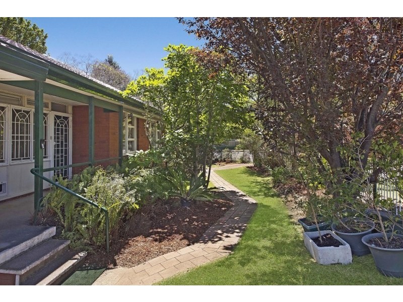 1 Parkview Avenue, Belfield NSW 2191