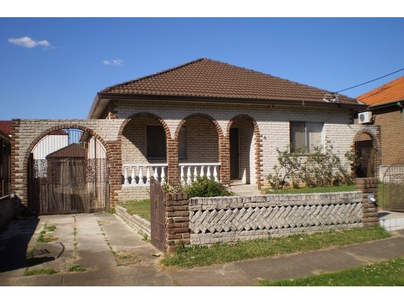 4 Messiter Street, Campsie NSW 2194