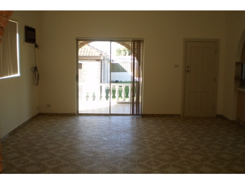 4 Messiter Street, Campsie NSW 2194