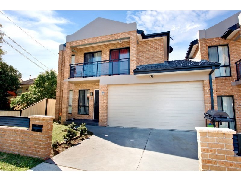 2B Latvia Avenue, Greenacre NSW 2190