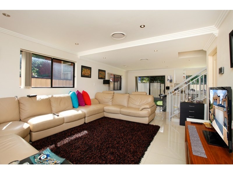 2B Latvia Avenue, Greenacre NSW 2190