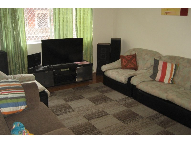 2/31 Gould Street, Campsie NSW 2194