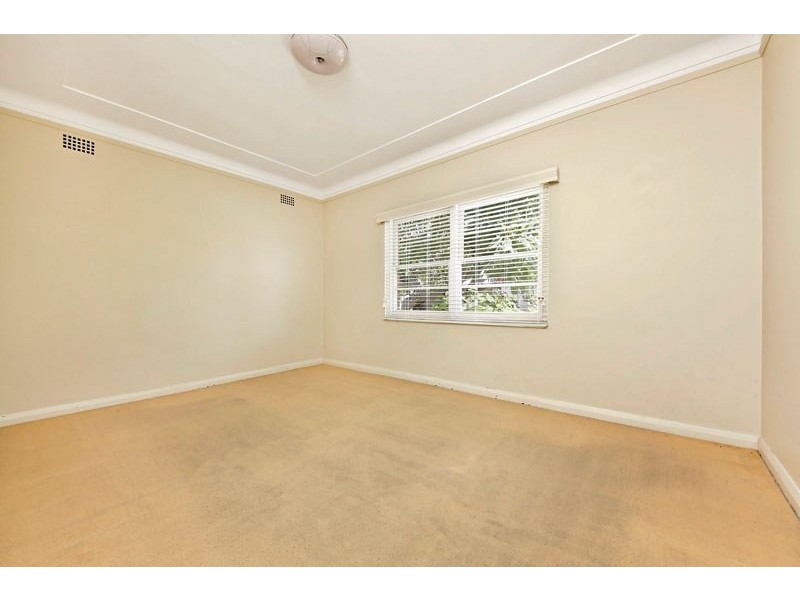 13 Austin Crescent, Belfield NSW 2191