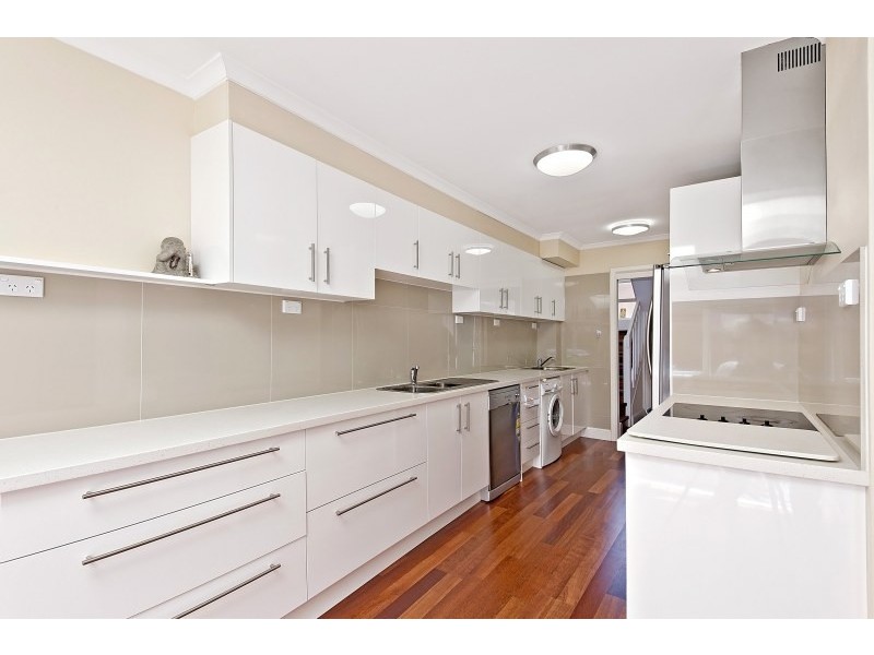 2/4-8 Third Avenue, Campsie NSW 2194