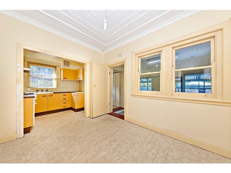 21 Seymour Parade, Belfield NSW 2191