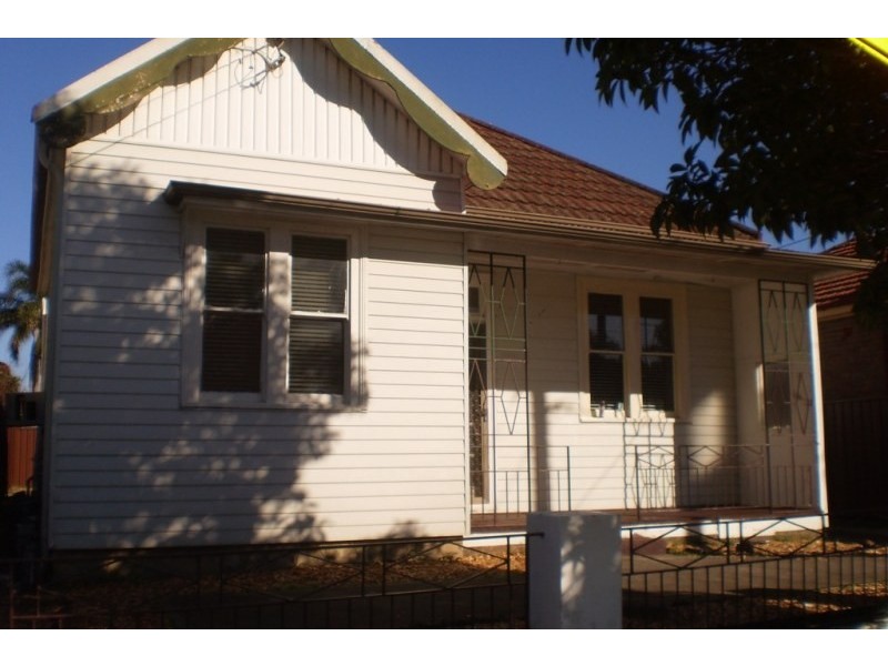 31 Moore Street, Campsie NSW 2194