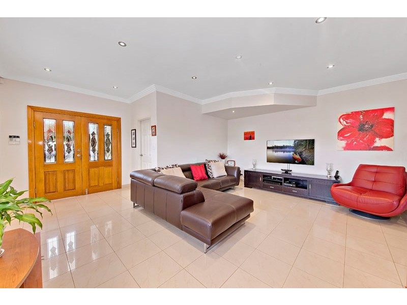 4a Parkview Avenue, Belfield NSW 2191