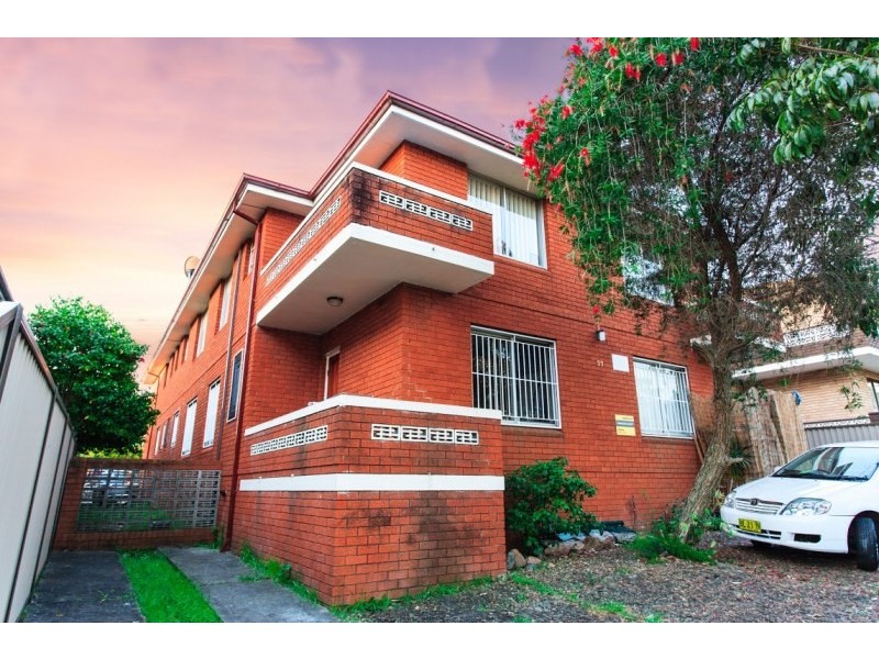 2/77 Knox Street, Belmore NSW 2192