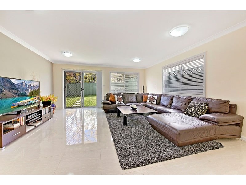 6 Bruce Avenue, Belfield NSW 2191