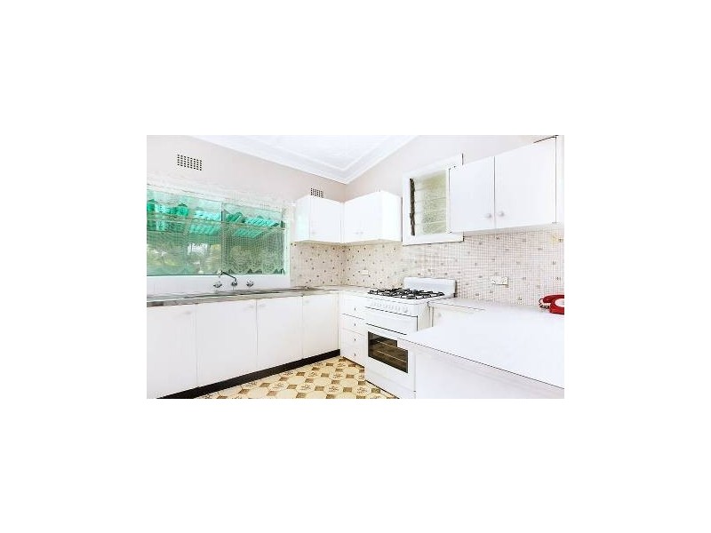44 Leopold Street, Croydon Park NSW 2133