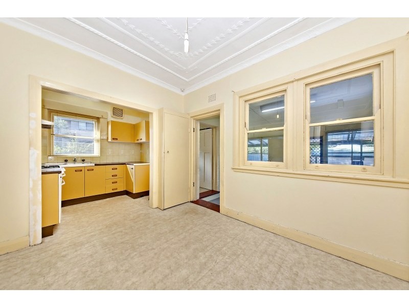 21 Seymour Parade, Belfield NSW 2191