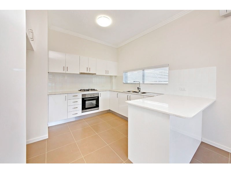 5/8 Hampton Street, Croydon Park NSW 2133