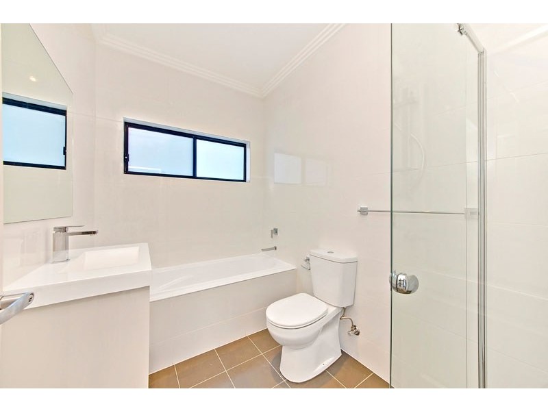 5/8 Hampton Street, Croydon Park NSW 2133
