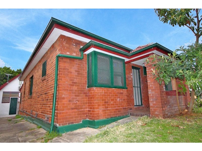 12 Collins Street, Belmore NSW 2192