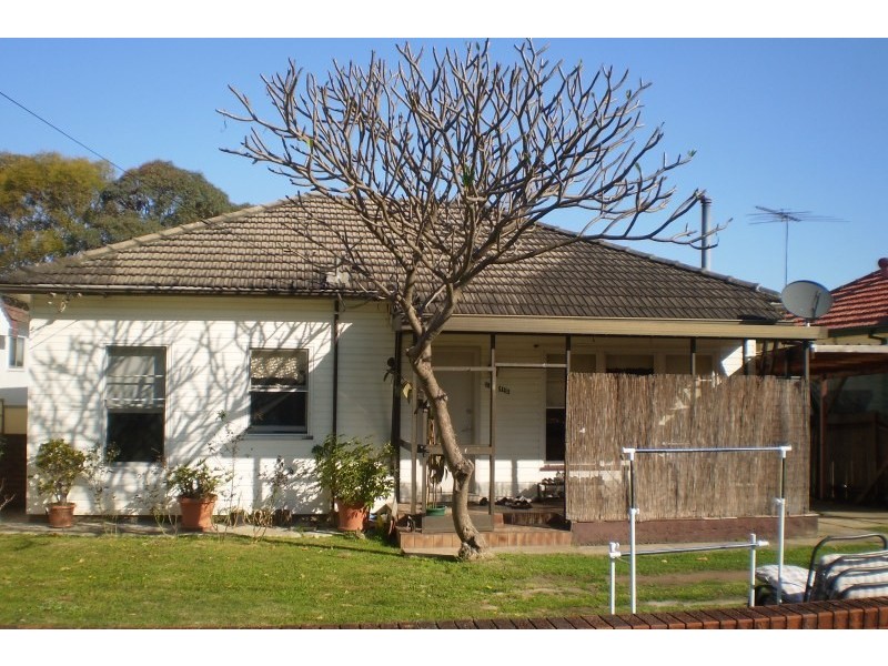 11 Haig Avenue, Georges Hall NSW 2198