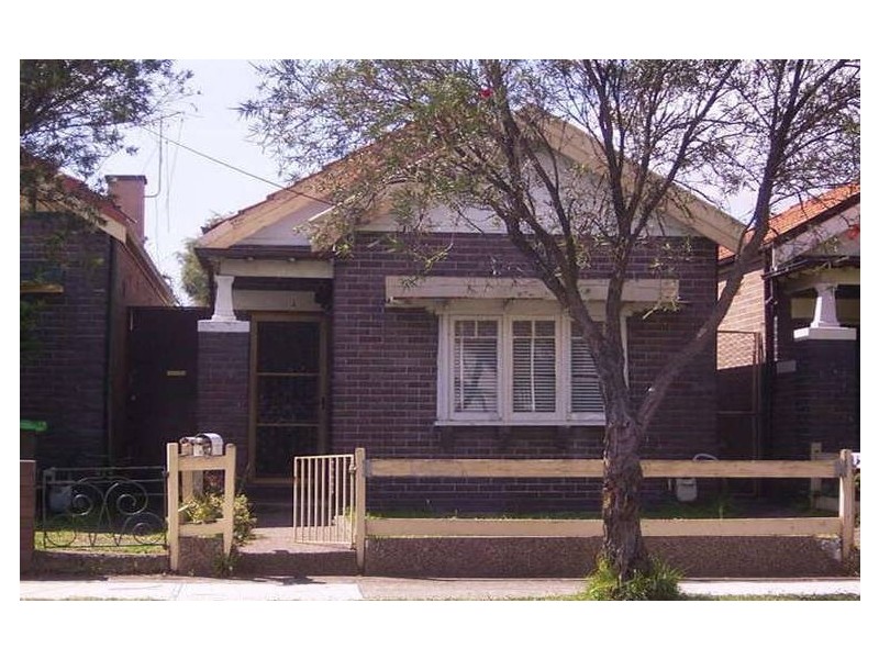 4 Moore Street, Campsie NSW 2194