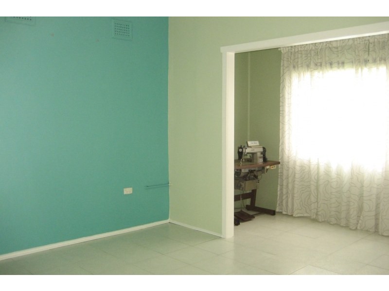 8 Downes Street, Belfield NSW 2191