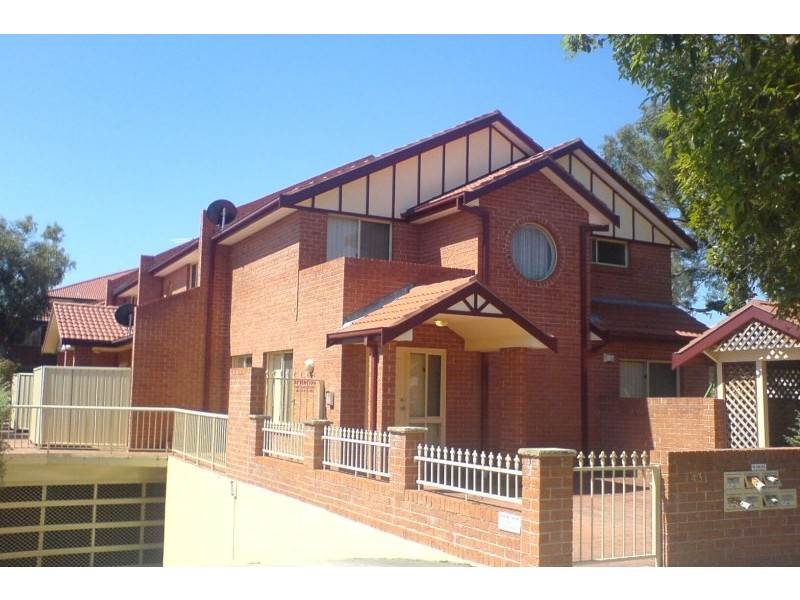 2/43 Cambridge Avenue, Bankstown NSW 2200