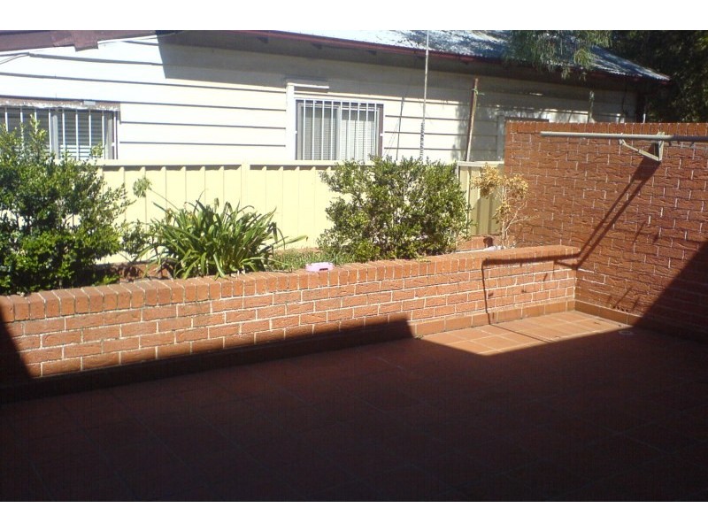 2/43 Cambridge Avenue, Bankstown NSW 2200