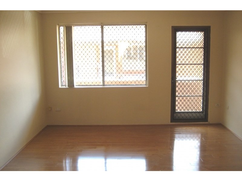 4/12 Lucerne Street, Belmore NSW 2192