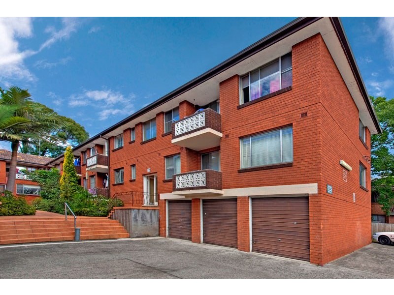 2/10 Melrose Avenue, Wiley Park NSW 2195