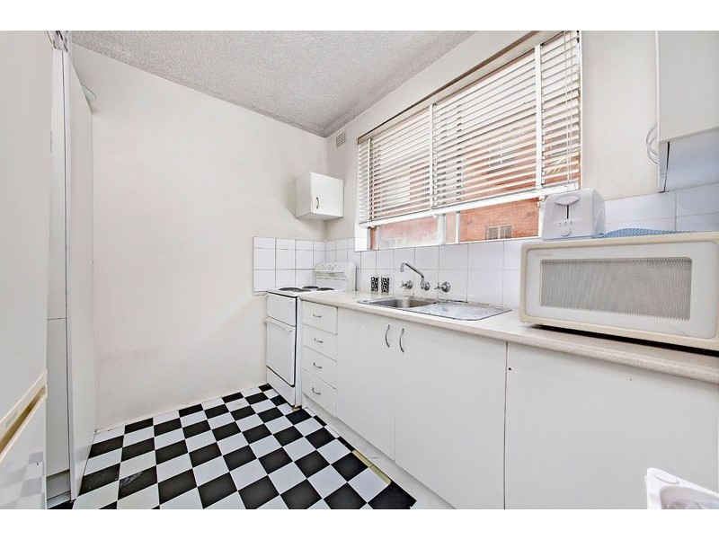 2/10 Melrose Avenue, Wiley Park NSW 2195