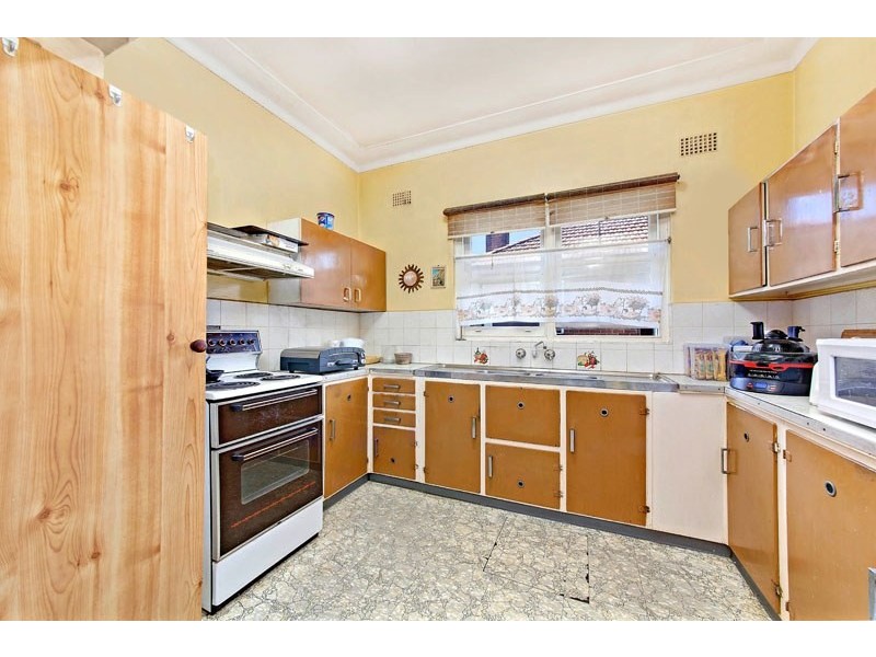 3 Cecily Street, Belfield NSW 2191