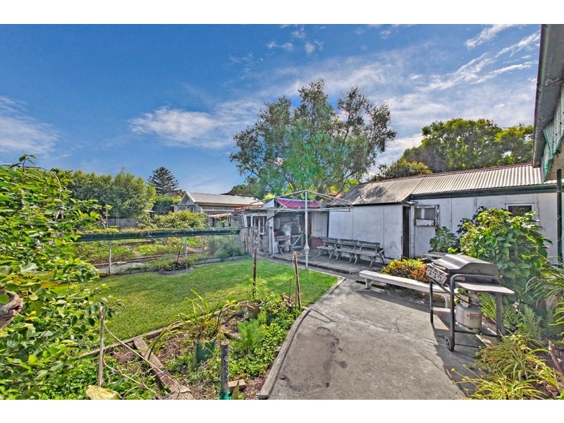 20 Keir Avenue, Hurlstone Park NSW 2193