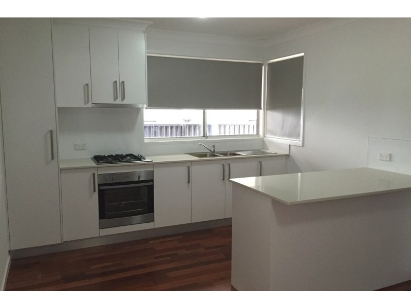 40 Jacaranda Drive, Georges Hall NSW 2198