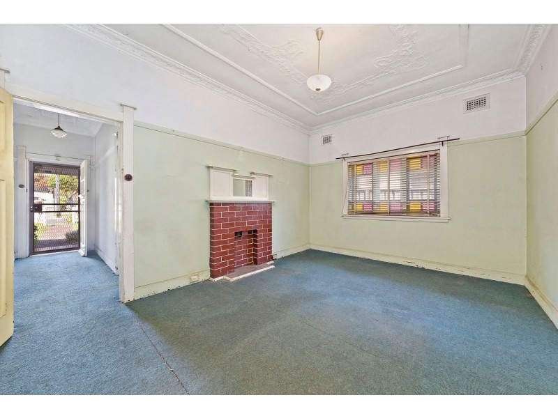 13 Chatfield Avenue, Belfield NSW 2191