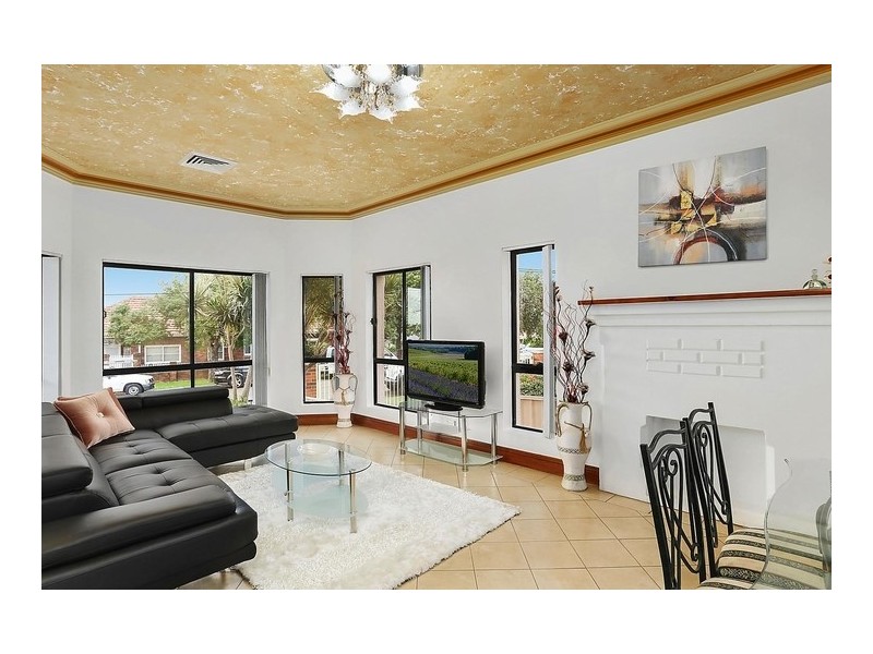 13 Beresford Parade, Kingsgrove NSW 2208