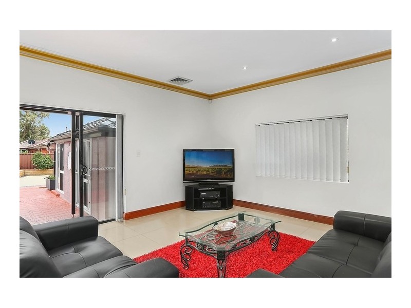 13 Beresford Parade, Kingsgrove NSW 2208