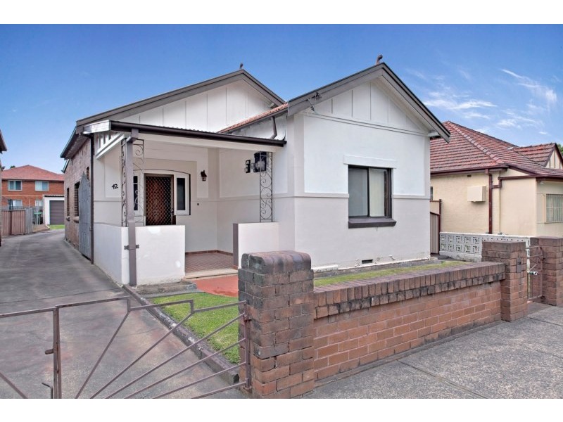 40-42 Fifth Avenue, Campsie NSW 2194