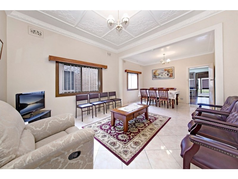 40-42 Fifth Avenue, Campsie NSW 2194