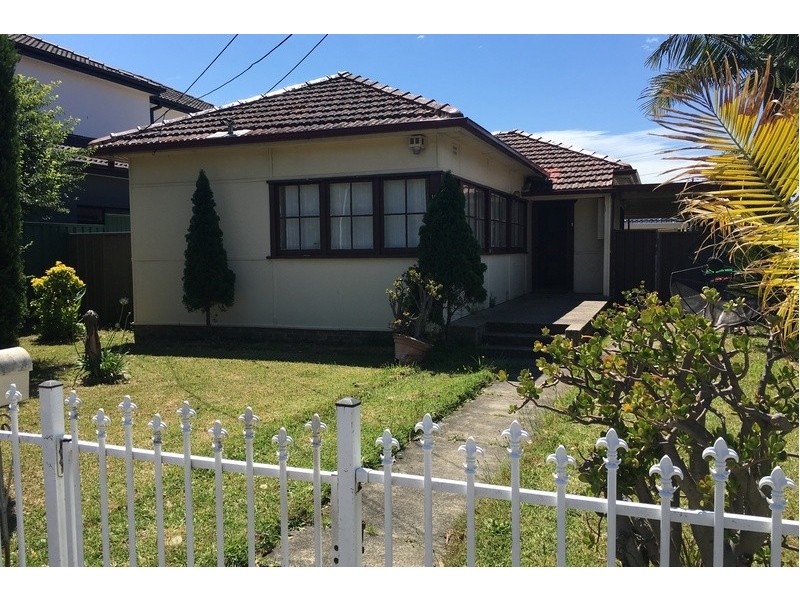 167 Noble Avenue, Greenacre NSW 2190