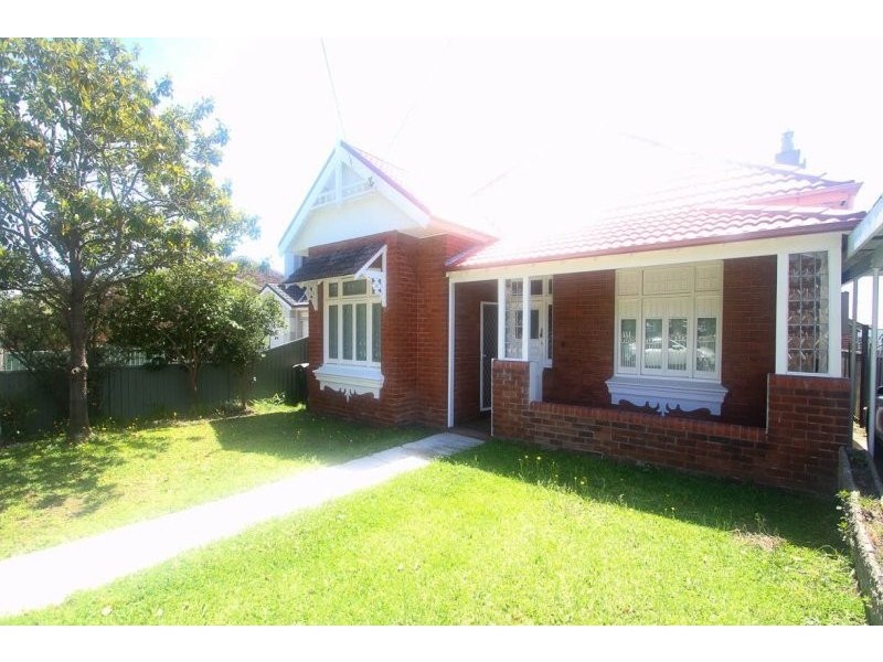 4 Shakespeare Street, Campsie NSW 2194