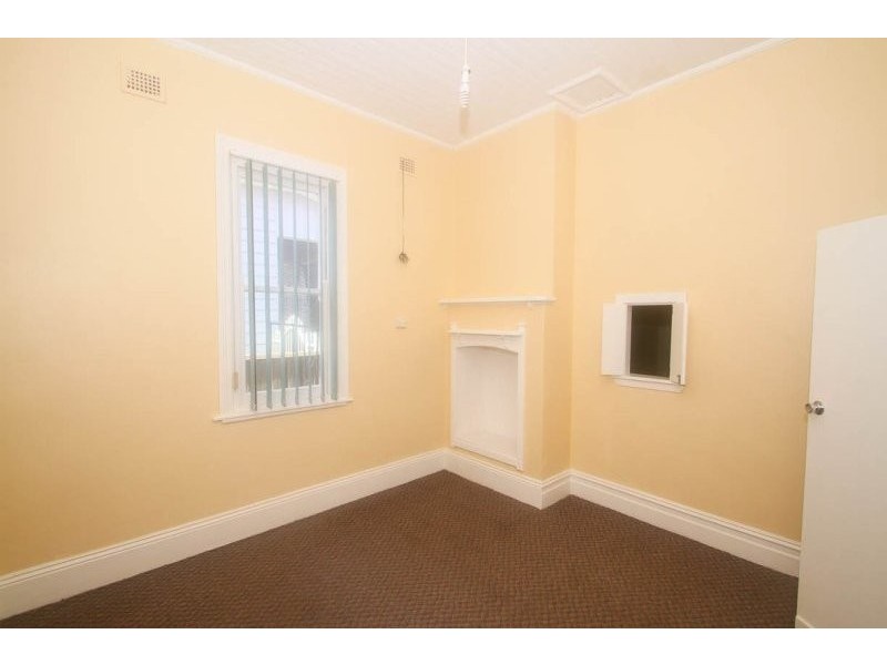 4 Shakespeare Street, Campsie NSW 2194